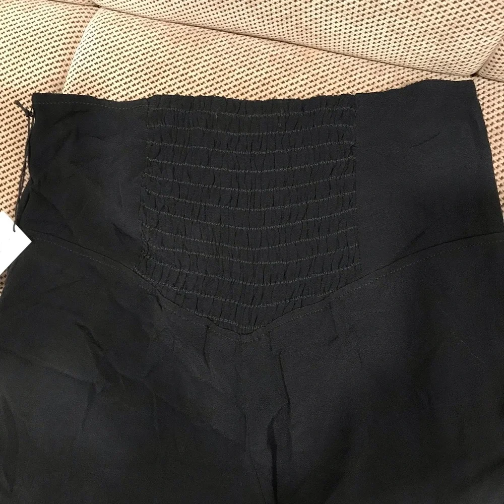 NWT Flynn Skye pants SZ S